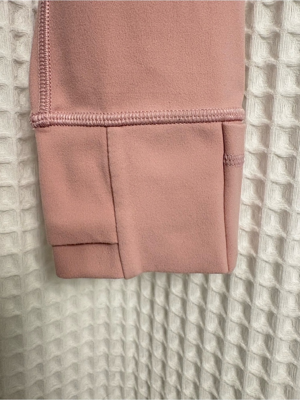 Lululemon Define Cropped Jacket Nulu ~ 4 ~ Pink with Rose Gold - Picture 9 of 16